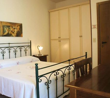 Bed and Breakfast La Coccinella Lecce Zimmer foto